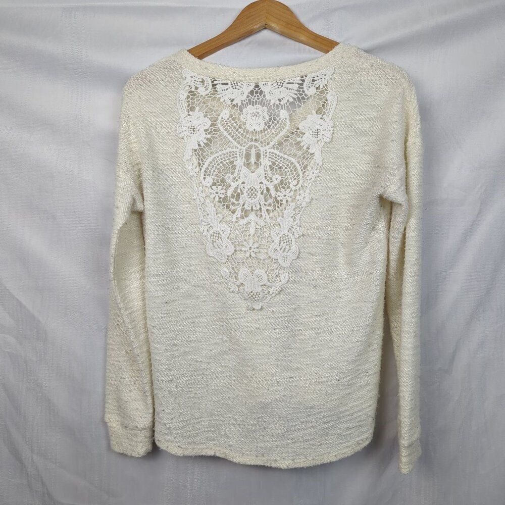 Cream Sweater with Lace Back Design Loose Fit - Medium (Estimated) - Picture 3 of 7